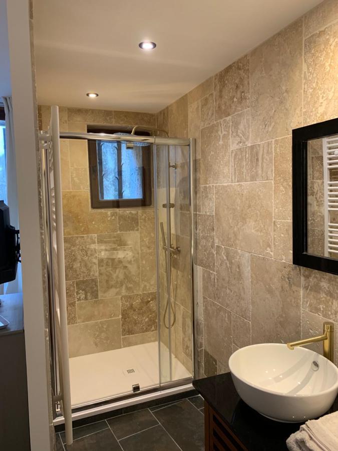La Bonbonniere Gite De Charme Avec Jacuzzi Malaucène Exterior foto