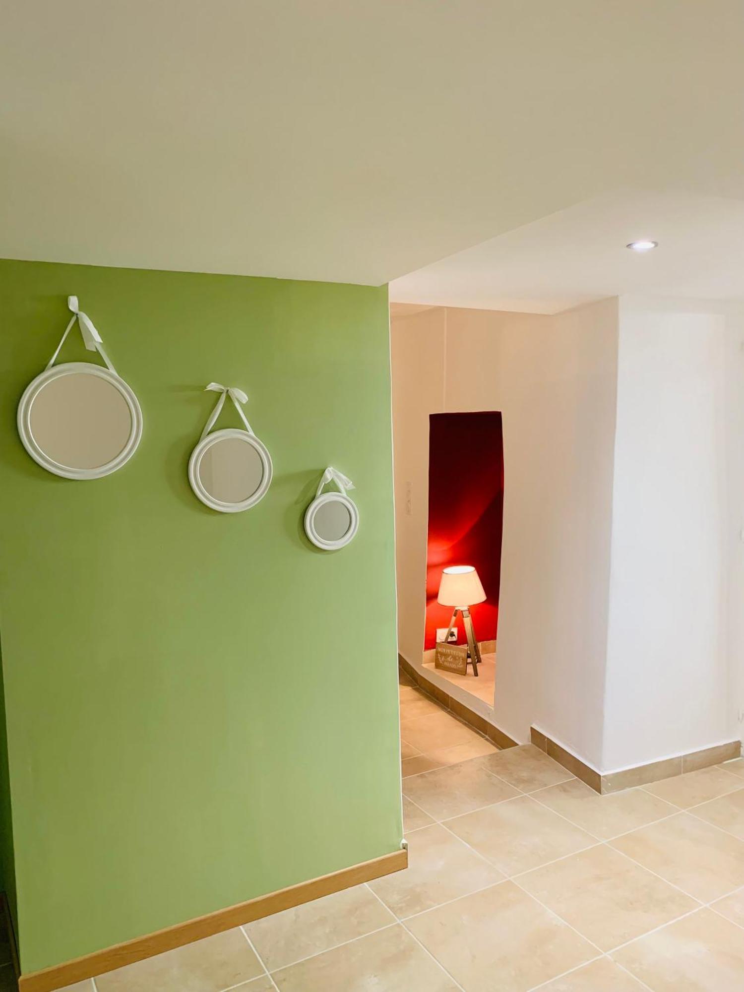 La Bonbonniere Gite De Charme Avec Jacuzzi Malaucène Exterior foto